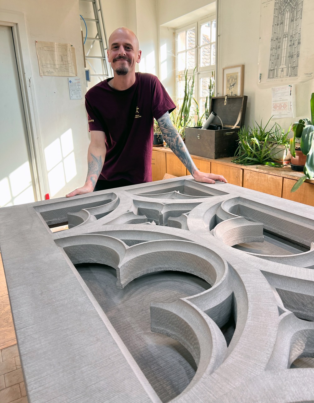Jonathan et sa balustrade (garde-corps), crédit : F.OND